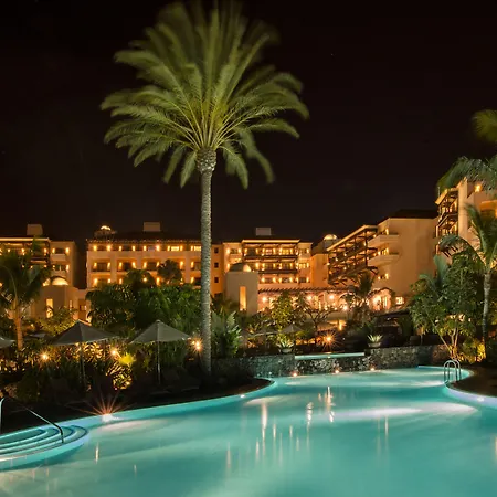 فنتشي سيليثيون لا بلانتاثيون ديل سور فندق